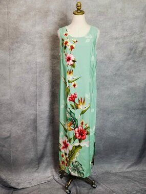 NWT Paradise Bay Hawaiian Floral Maxi Dress Size L Rayon Sheath Slit Tropical Lu